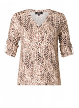 Afbeelding in Gallery-weergave laden, Era - IVY BEAU - Shirt - Soft Sand/Multi-C
